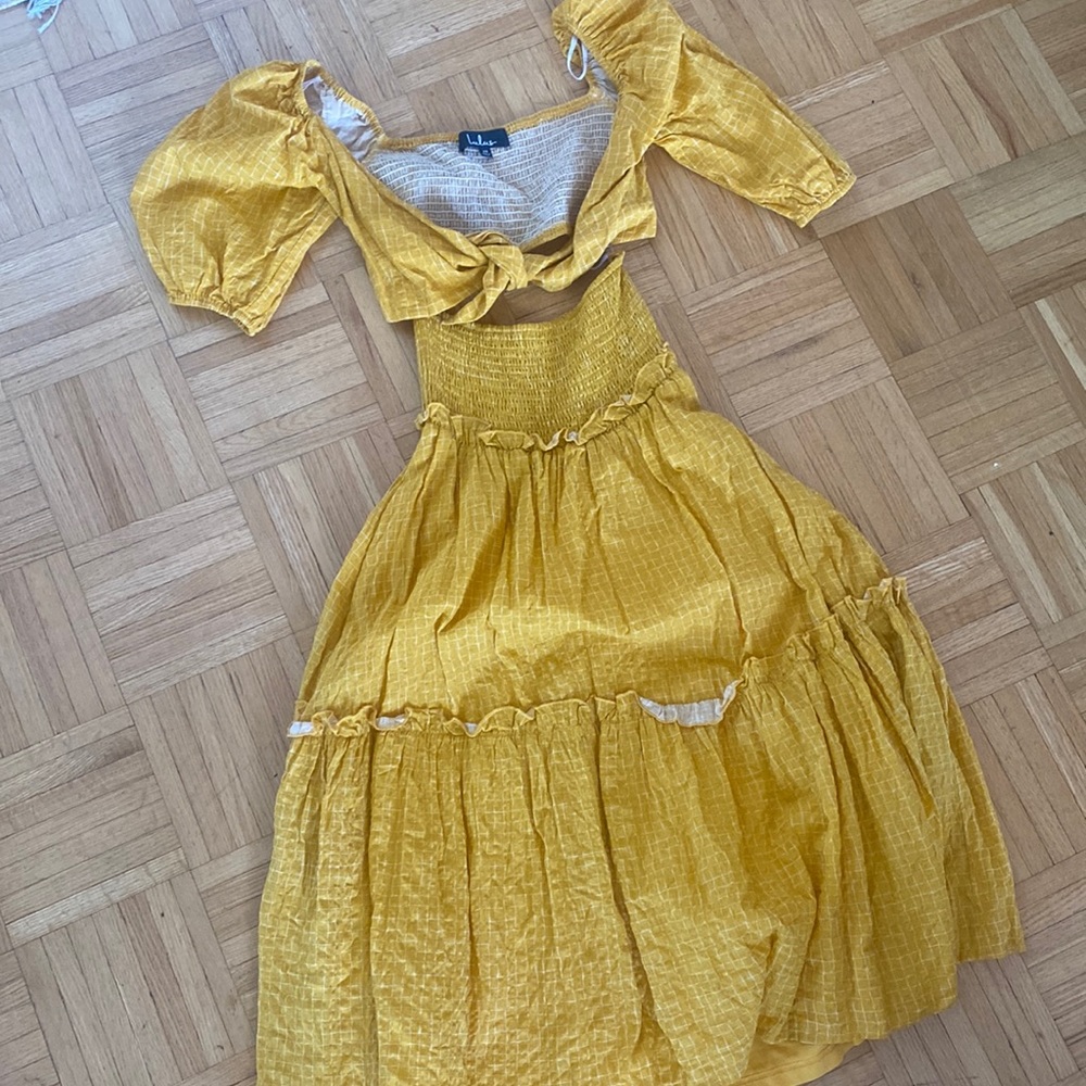 Lulus two piece mustard yellow skirt and crop top set